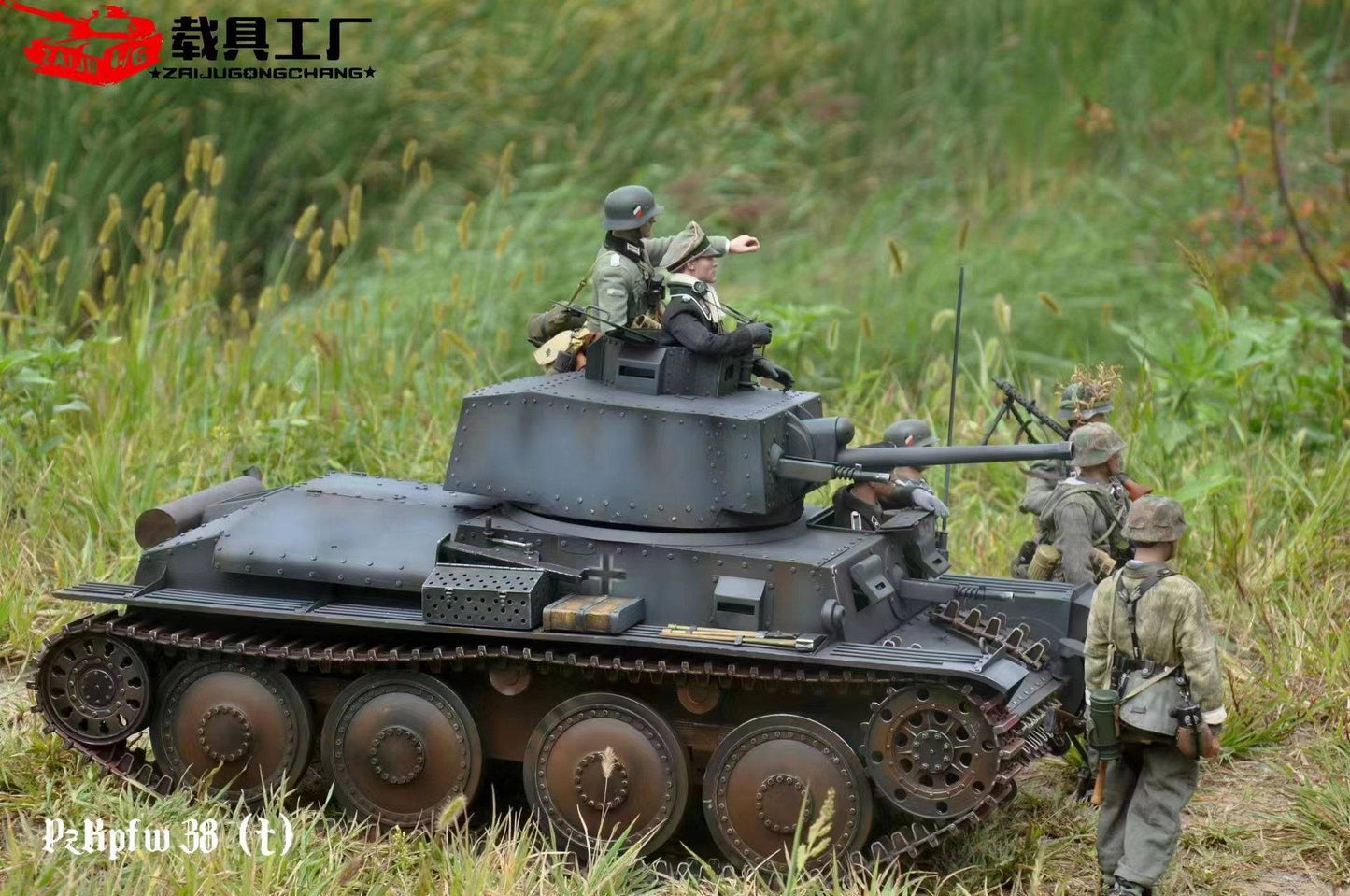 The eaxtoys 1/6 scale Panzerkampfwagen 38(t) model features soldier figures in uniform on lush grass, depicting an interactive WWII scene. A red logo and text decorate the top left corner, making it ideal for military model enthusiasts.
