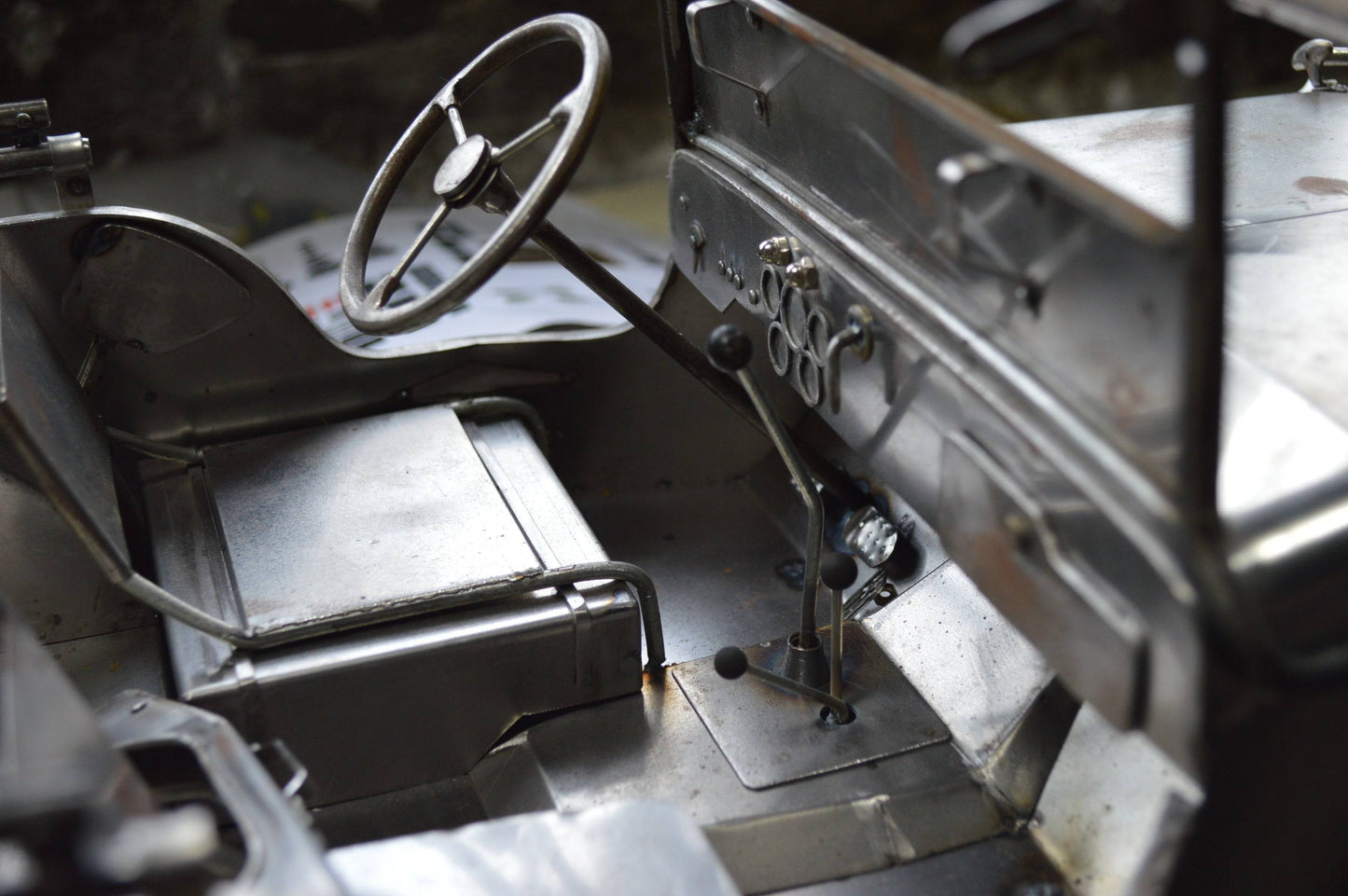 "Discover EAXTOYS' Stunning 1/6 Scale Full Metal Willys Jeep Truck - A Must - Have for Military Model Lovers!"