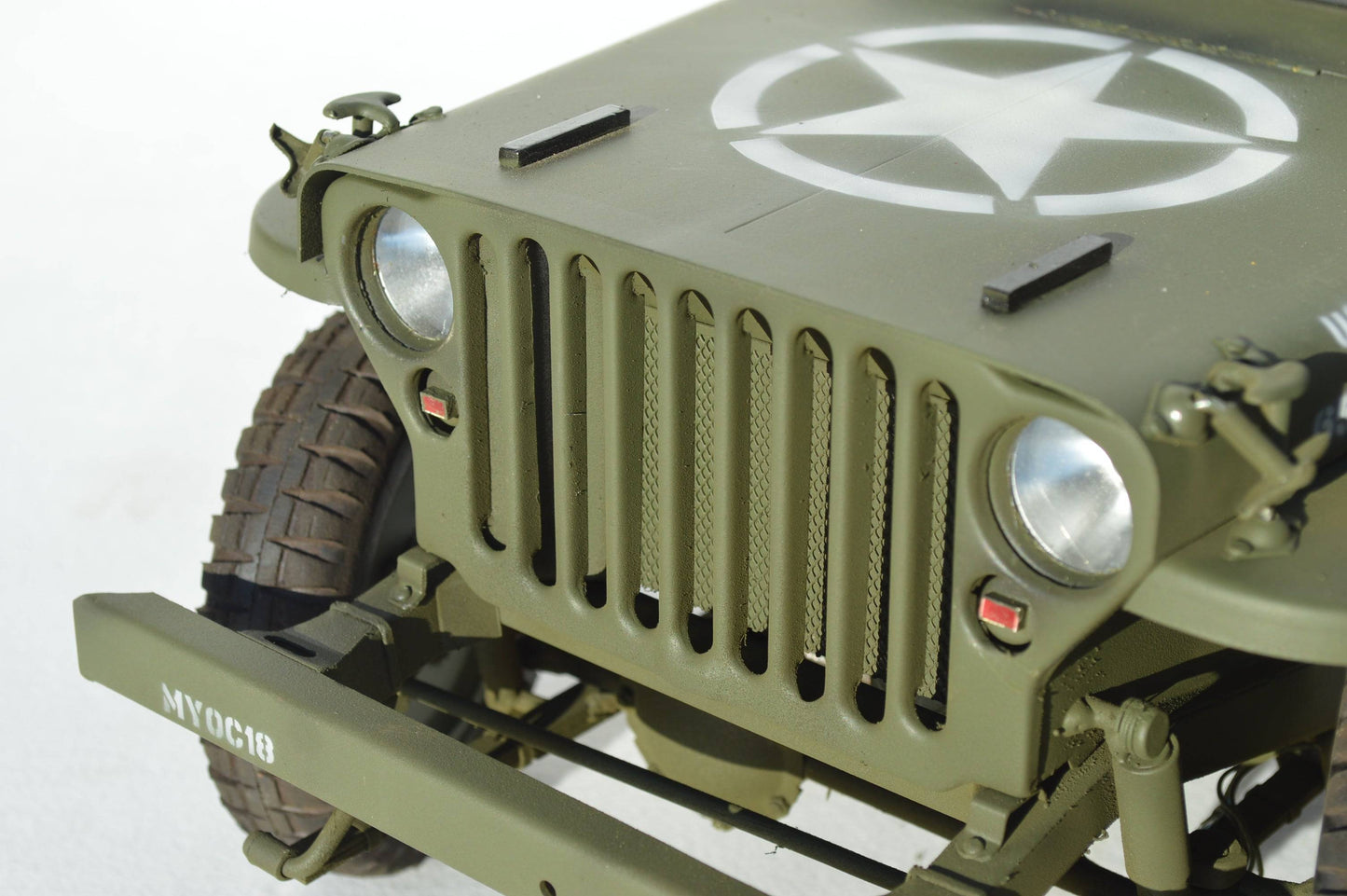 "EAXTOYS 1/6 Scale Full Metal Willys Jeep Truck: Ignite Your Passion for Military History"
