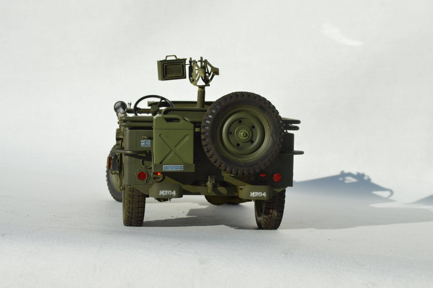"EAXTOYS 1/6 Scale Full Metal Willys Jeep Truck: Ignite Your Passion for Military History"