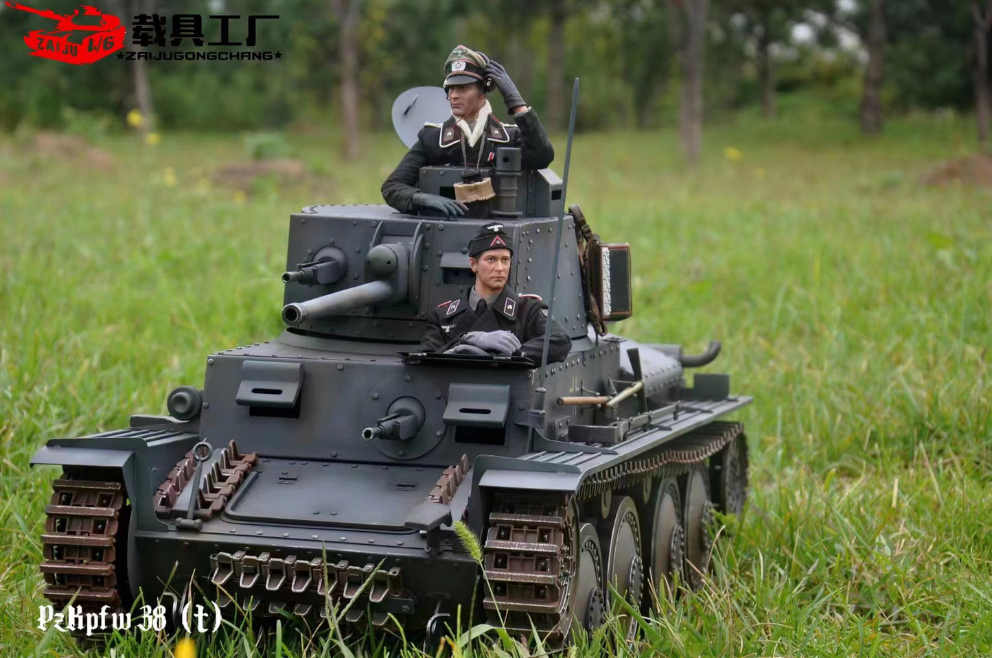 eaxtoys 1/6 scale Panzerkampfwagen 38(t)