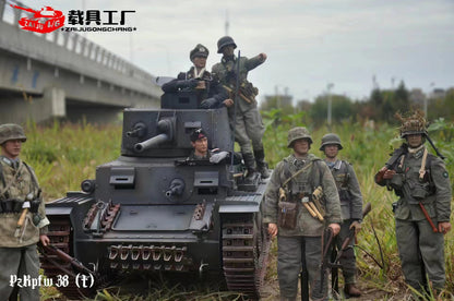 eaxtoys 1/6 scale Panzerkampfwagen 38(t)